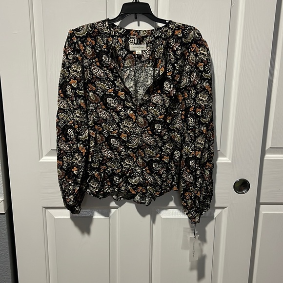Treasure & Bond Tops - Treasure & Bond Floral Blouse....MSRP $69